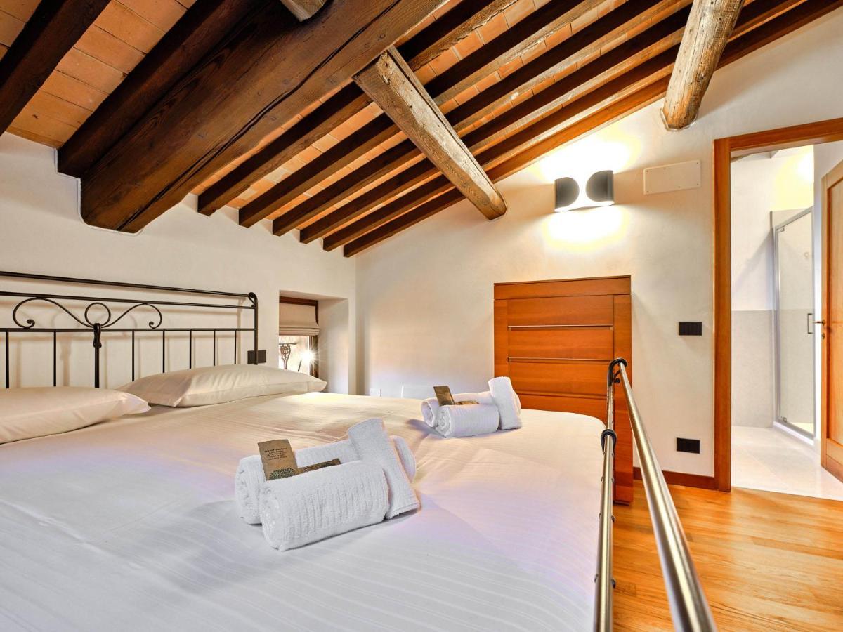 Apartmentsarena - Residenza Degli Scaligeri - Piazza Erbe Верона Екстериор снимка